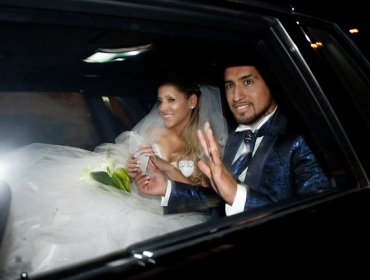 Esposa de Arturo Vidal llegó con guardaespaldas al Estadio Nacional