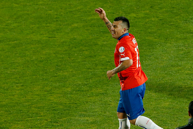 Copa América: Gary Medel cambiaría de lado para frenar a Messi en la final