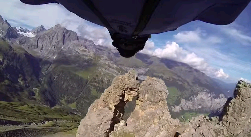 Video: Revisa el impresionante salto más peligroso de la historia