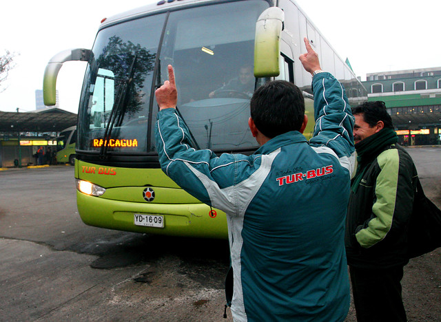 Movilh se reunió con empresas Turbus y Tricolor para superar hechos homofóbicos