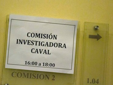 Comisión Caval envió cuestionario a Sebastián Dávalos y Natalia Compagnon