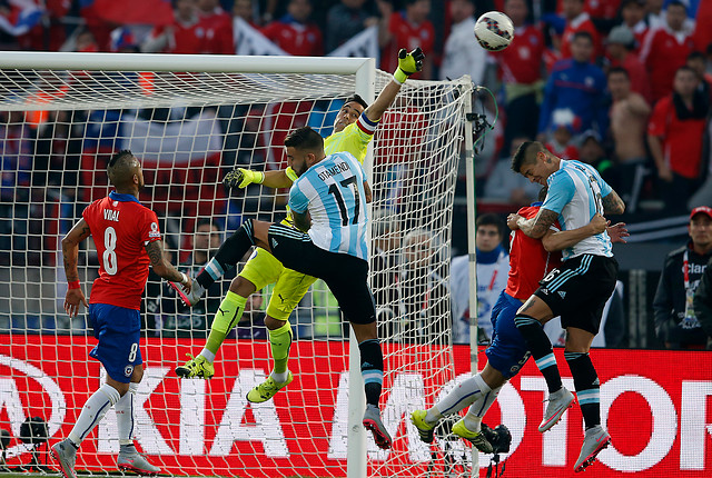 Inolvidable: Bravo campeón de Liga, Copa del Rey, Champions y Copa América