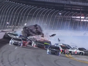 Video terrorífico: Revisa el increíble choque múltiple en el Daytona 400