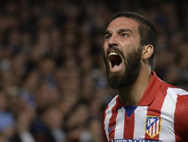 Arda Turan llega el jueves a Barcelona y será presentado el viernes