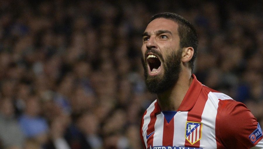 Arda Turan llega el jueves a Barcelona y será presentado el viernes