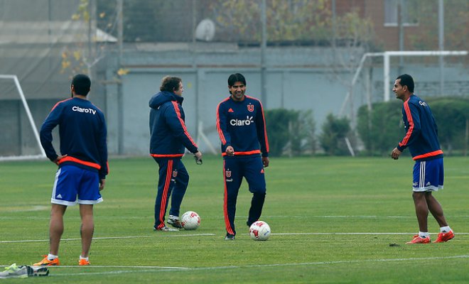 Universidad de Chile presentó oficialmente a González, Rubio y Valencia