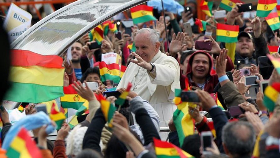 El Papa clama en Bolivia: "Basta de descartes"