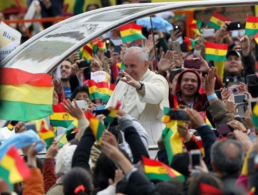 El Papa clama en Bolivia: "Basta de descartes"