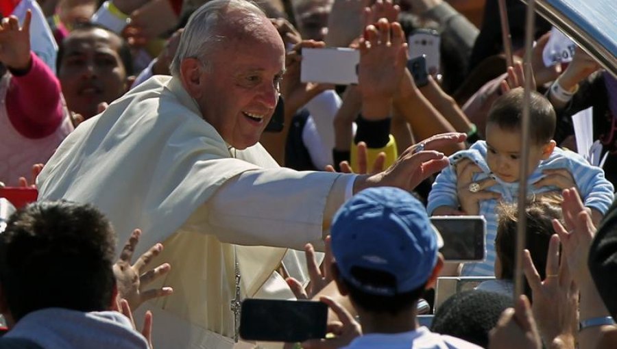 Mujer muere de un paro cardíaco tras ver al Papa Francisco