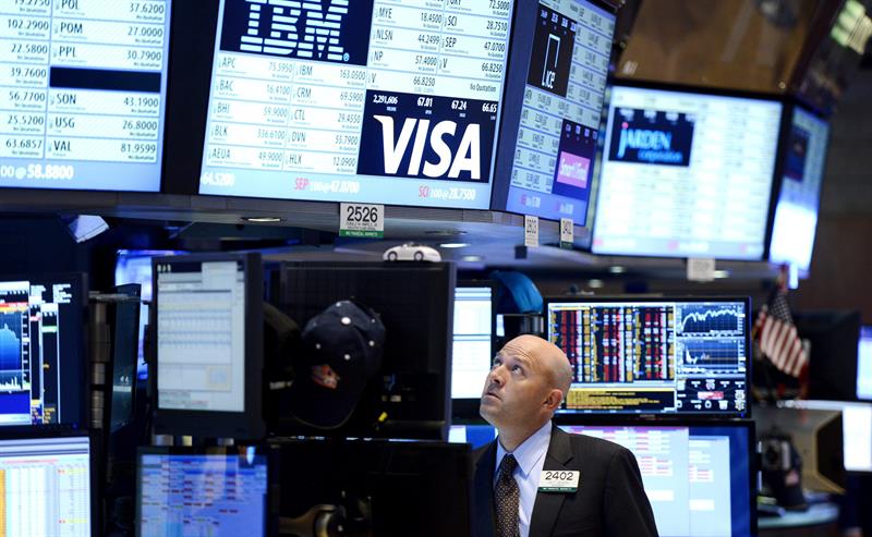 Optimismo sobre Grecia empuja al alza a Wall Street: el Dow sube un 1 %