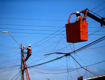 Llaman a compañías eléctricas a prevenir el “flashover” durante las lluvias