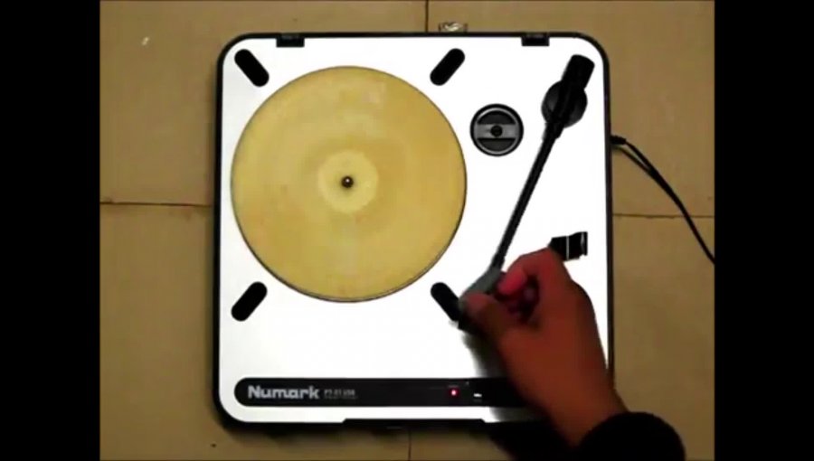 Video: Aunque no lo creas esta tortilla se puede reproducir como un vinilo