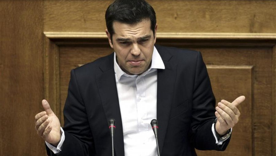 Parlamento griego otorga mandato a gobierno de Tsipras para negociar