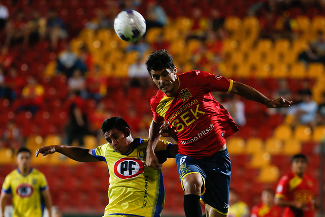 Marcos González deja Unión Española para fichar en el Necaxa de México