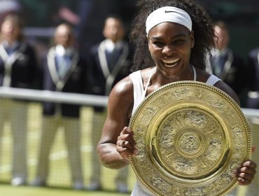 Serena reina de nuevo Wimbledon y aparta a Garbiñe de su primer Grand Slam