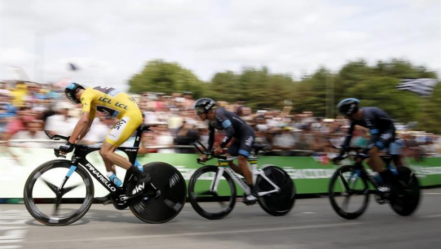 Tour de Francia: El BMC gana la crono por equipos, Froome conserva el liderato