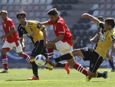 Copa Chile: Coquimbo U. superó en el clásico a La Serena en La Portada