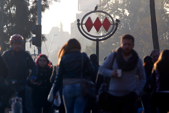 Metro suspendió temporalmente Línea 5 entre Rodrigo de Araya y Vicente Valdés