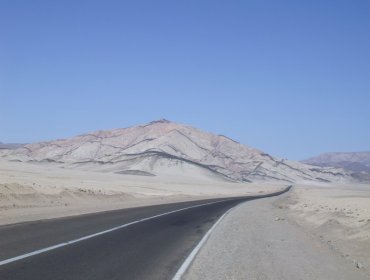 Menor murió y su madre quedó herida grave tras volcar en auto en Atacama