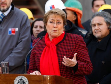 Bachelet sube levemente en las encuestas gracias a la Copa América