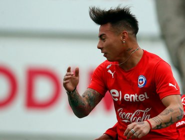 En Napoli aseguraron que en España e Inglaterra también quieren a Eduardo Vargas