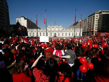 Diputados presentan proyecto que establece ámbito profesional de la matronería