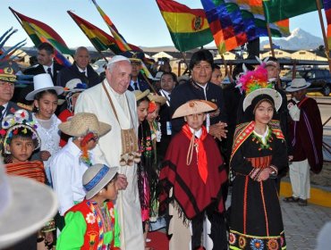 Evo Morales pide a bolivianos que viajen al exterior para hacer campaña por mar