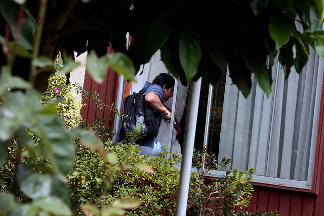 Policía investiga violento robo a vivienda cometido en Lo Barnechea