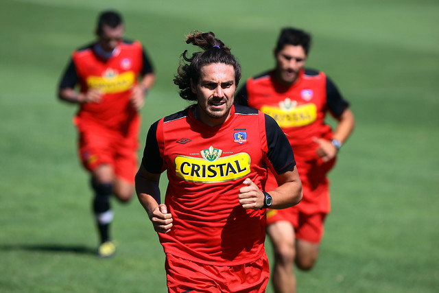 Ñublense oficializó el fichaje del lateral derecho Boris Rieloff