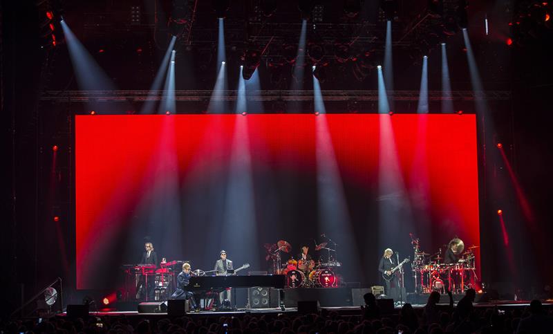 Elton John despliega vitalidad y virtuosismo en segundo concierto en España
