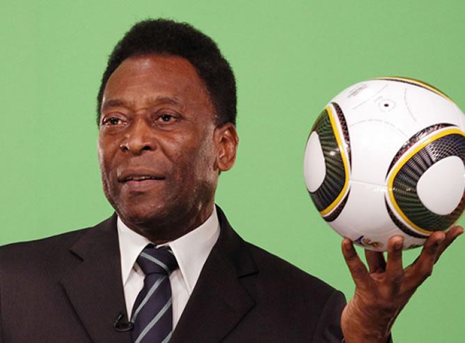 Pelé es operado de la columna en Sao Paulo