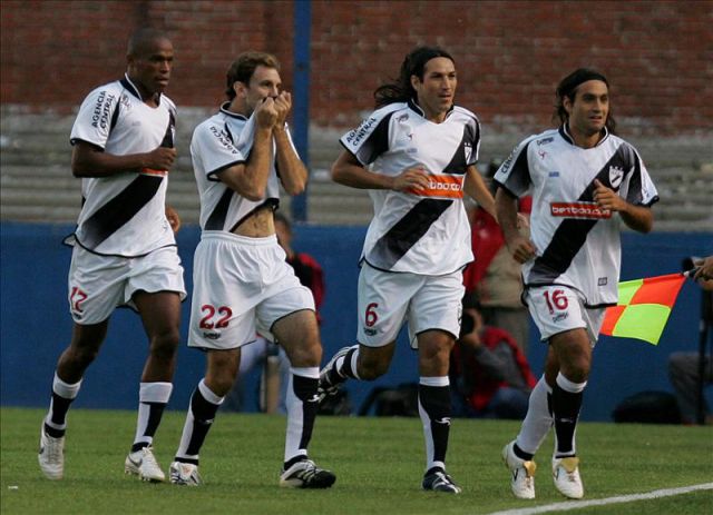 DT de Danubio: "U. Católica es uno de los grandes equipos de Chile y de América"