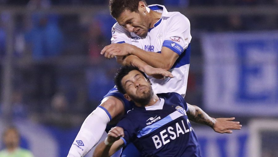 Copa Chile: Universidad Católica visita a Magallanes con la obligación de ganar