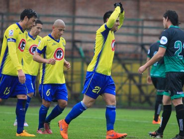 Copa Chile: Santiago Morning goleó a San Felipe y está con un pie en octavos