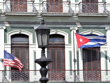 Este lunes se reabrirán las embajadas de EEUU y Cuba