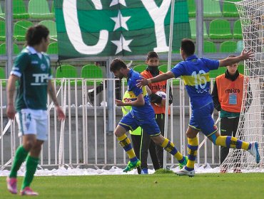 Everton se quedó con el "clásico porteño" ante Santiago Wanderers en Copa Chile