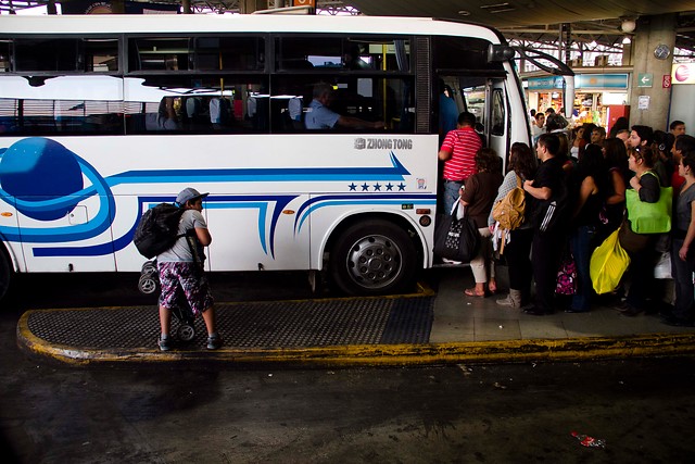 Empresas del transporte rural de Santiago exigen subsidio