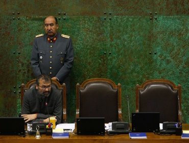 Vallespín (DC) pide a senadores no introducir excepciones al reemplazo a huelga