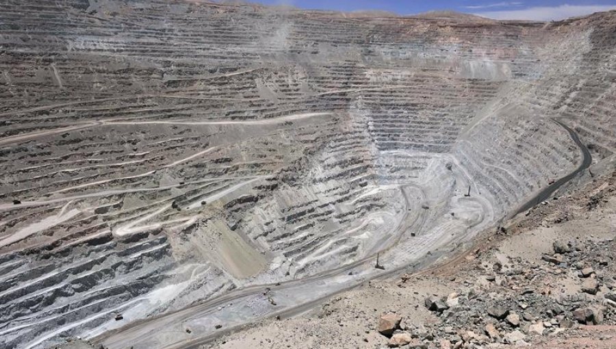 Informe prevé baja sustancial de explotación de cobre en Chile desde el 2025