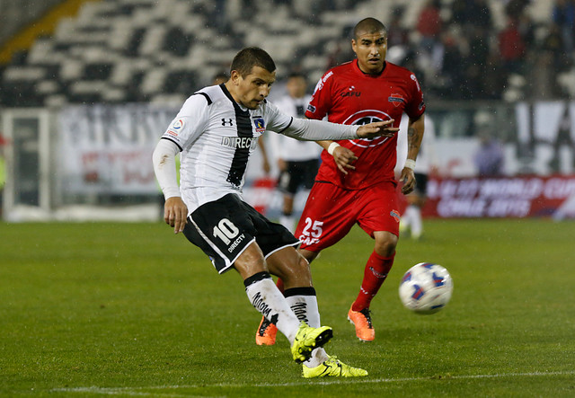 Emiliano Vecchio podría partir de Colo Colo ante interés de Vasco da Gama