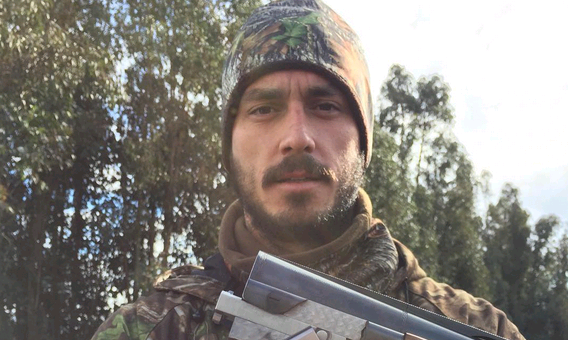 Mauricio Pinilla aclara polémica foto vestido de cazador