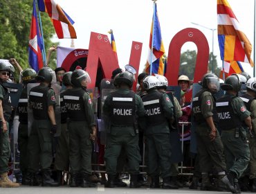 Condenados 11 opositores a penas de 20 años por manifestarse en Camboya