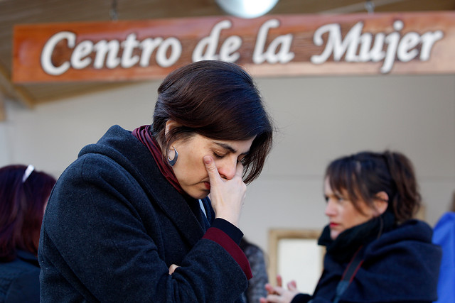 Ministra del Sernam recibió proyecto contra el acoso callejero