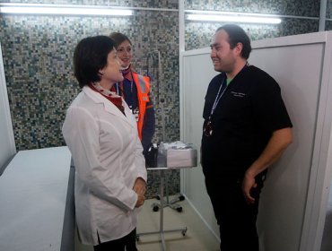 Ministra de Salud: "En Chile se construía un hospital cada 8 ó 10 años"