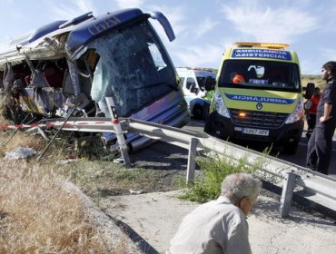 Un muerto y 32 heridos en accidente de autobús en Ecuador