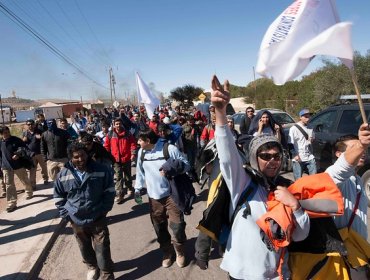 Protestan en centro de Santiago por muerte de trabajador de empresa minera