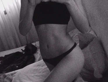 Janis Pope causa sensación en Instagram con sexy foto y motivador mensaje