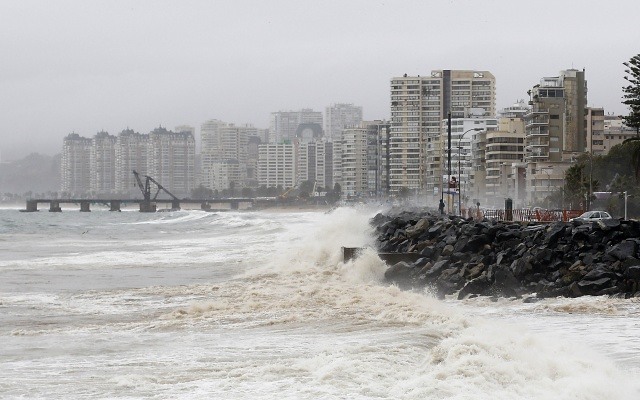 Armada de Chile alerta importantes marejadas en las costas de la zona central