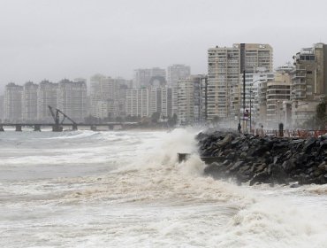 Armada de Chile alerta importantes marejadas en las costas de la zona central