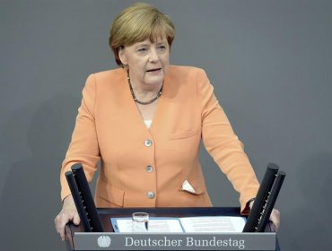 Angela Merkel se desmaya durante pausa de ópera